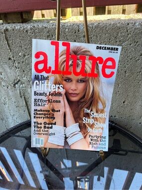 Allure Magazine dec. 1992